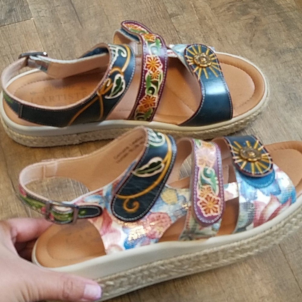 Lartiste Espadrille Platform Sandals